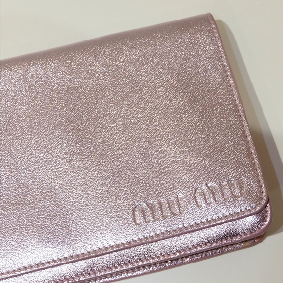 Miu Miu SS2000 Metallic Clutch - Picture 2 of 5